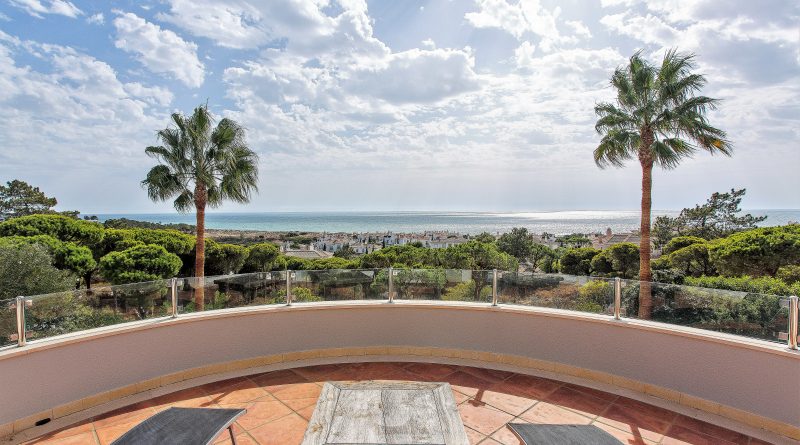 Luxusimmobilie an der Algarve mit Atlantikblick